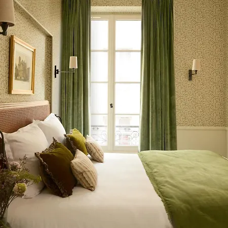 Des Orfevres Hotel