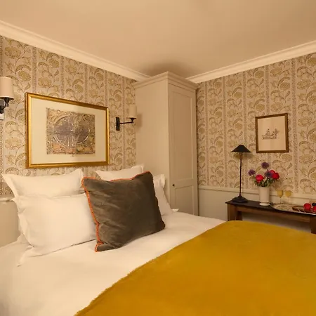 Hotel Des Orfevres 3*