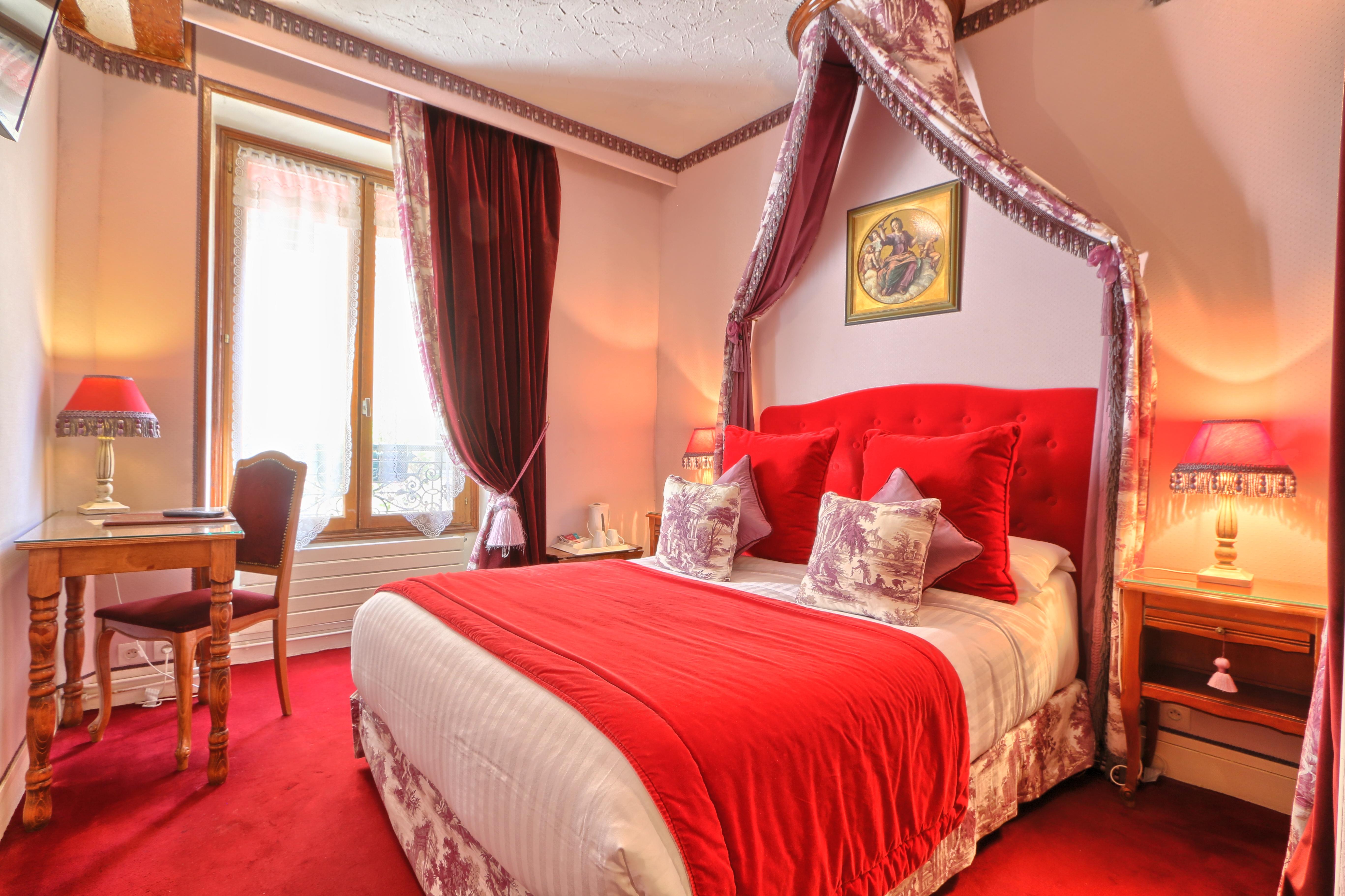 Hotel Des Orfevres 3*