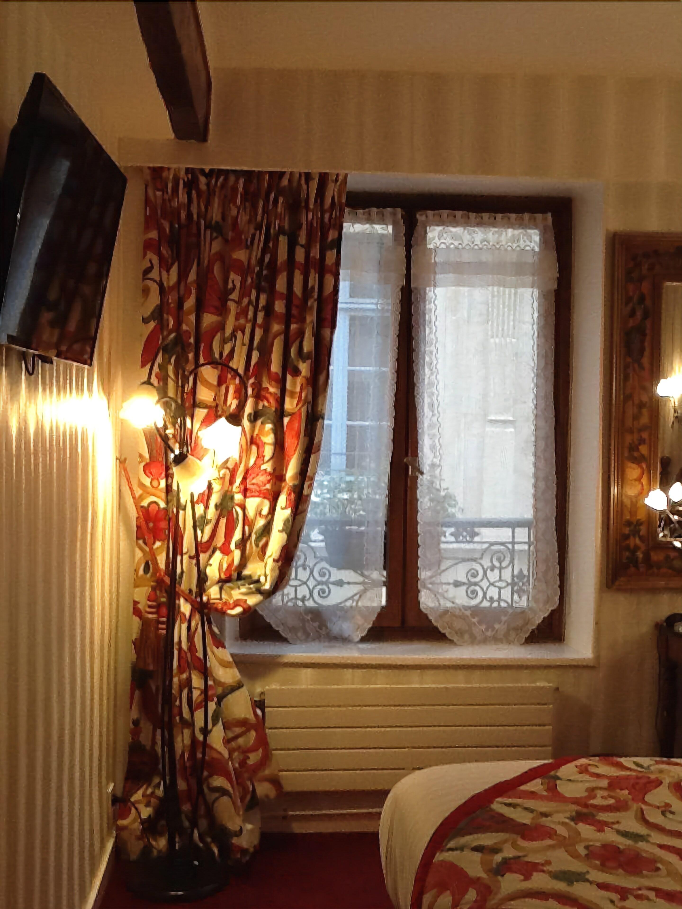 Des Orfevres Hotel