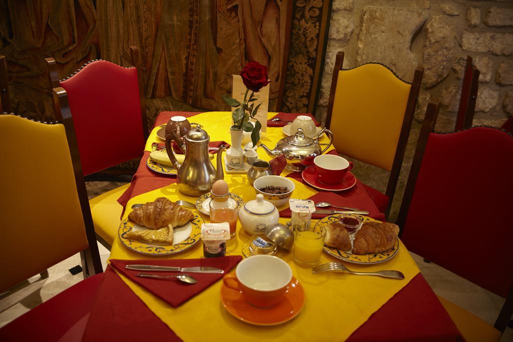 Grand Dechampaigne Hotel 3*