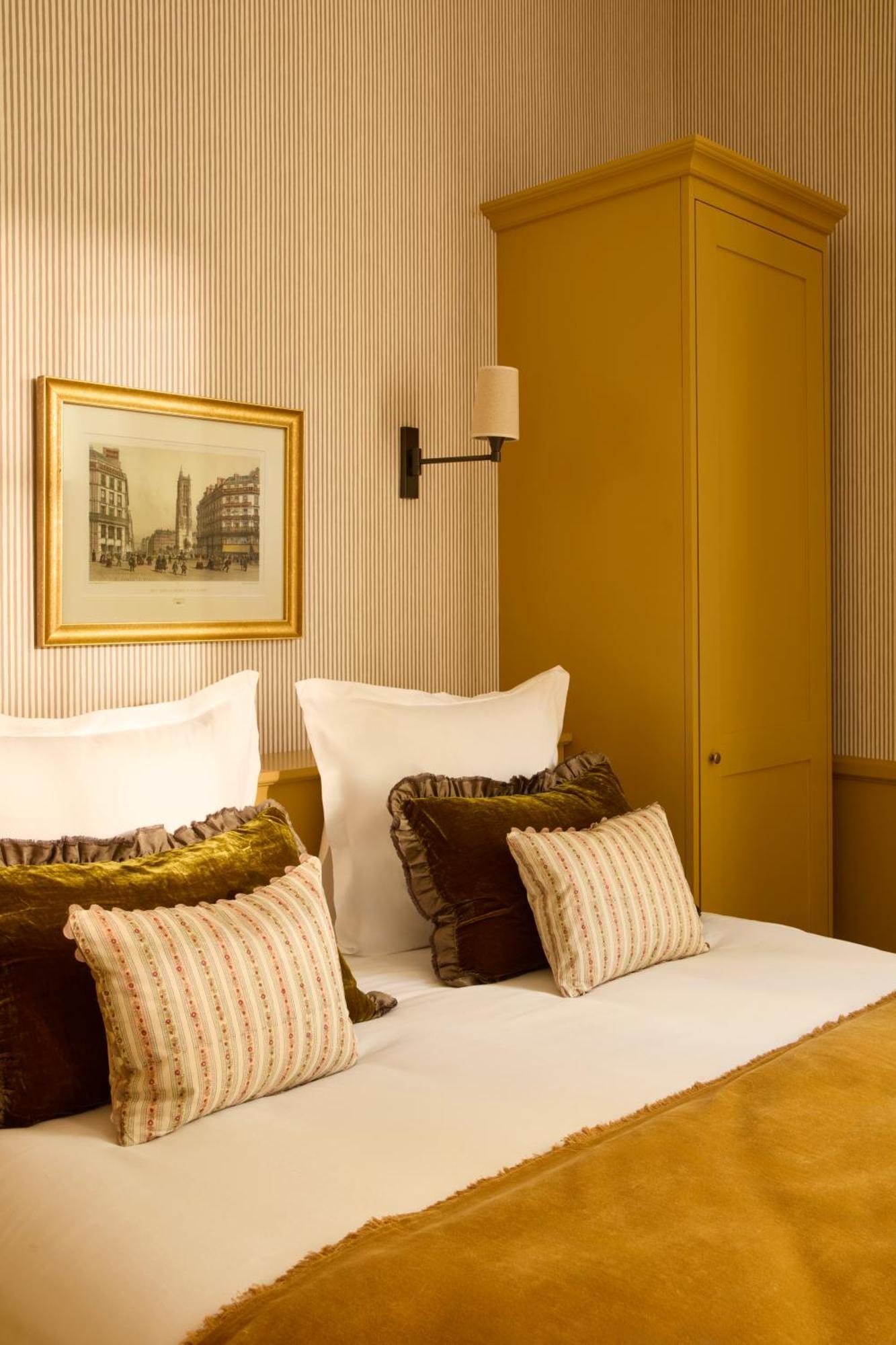 Hotel Des Orfevres 3*